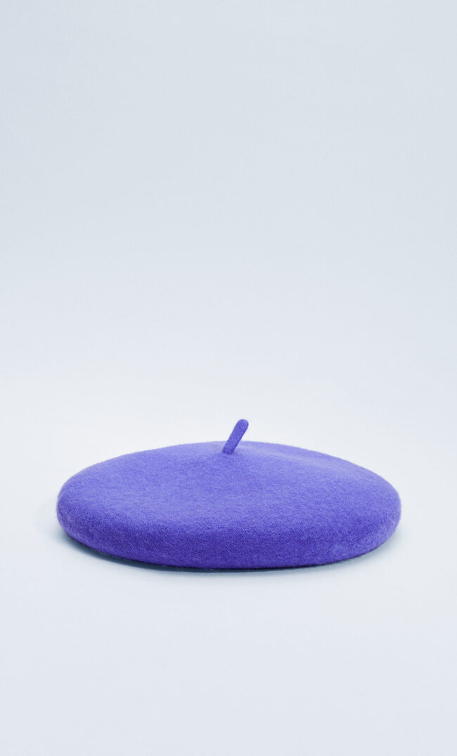 

Stradivarius Beret Basic Purpurowy 103