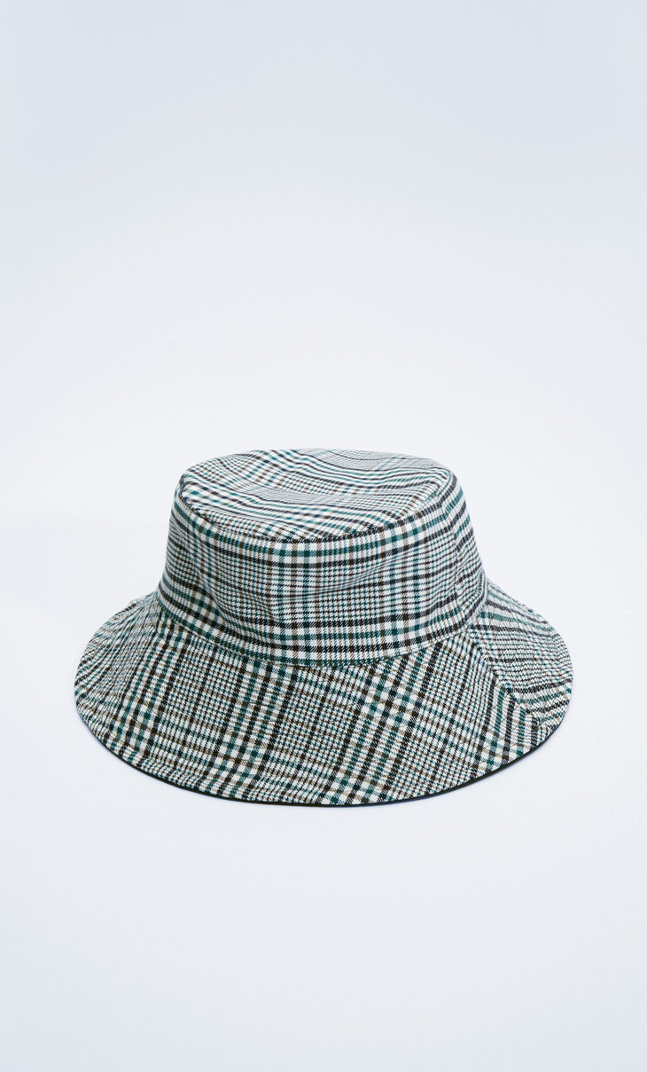 Small reversible check bucket hat