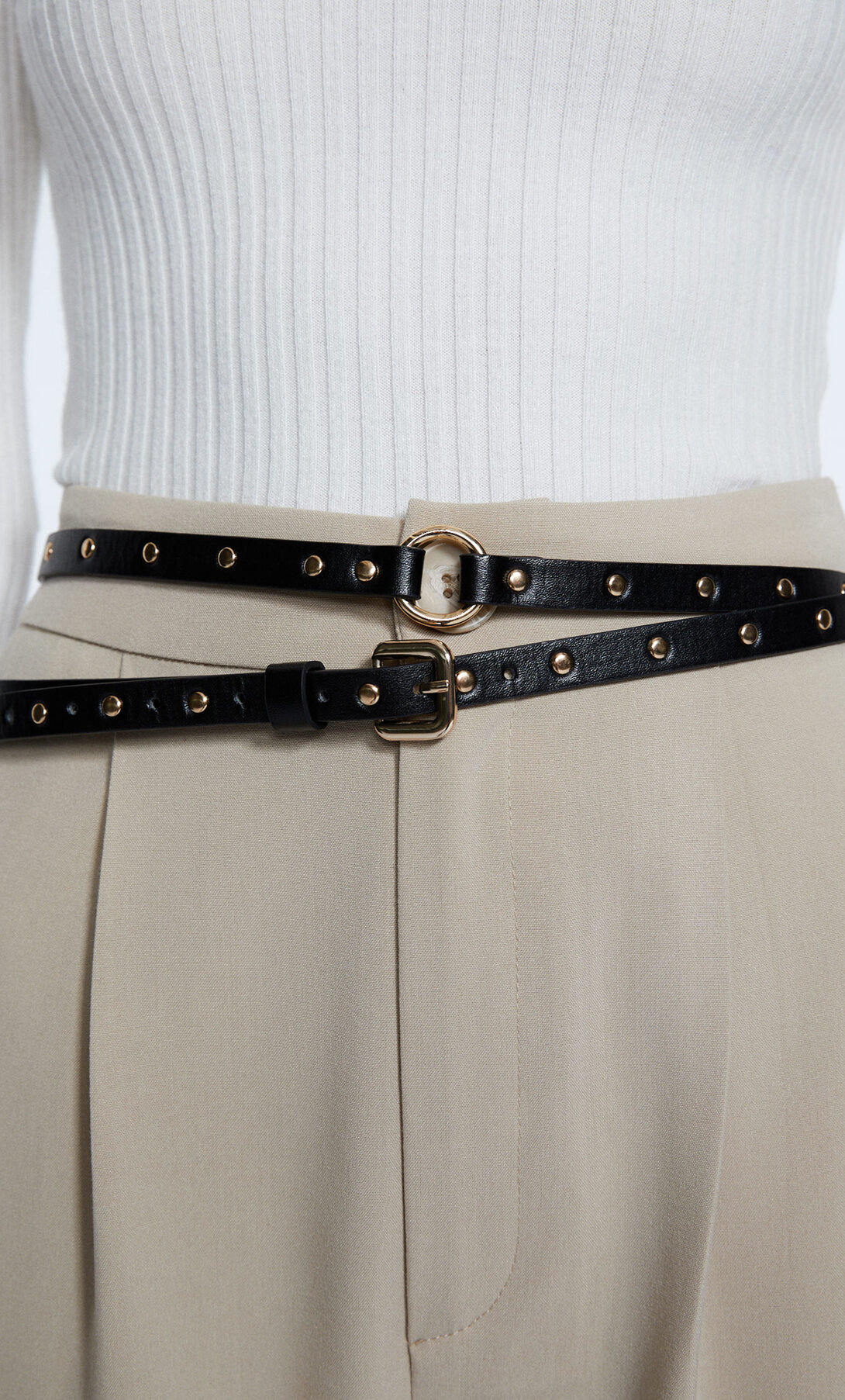 thin stretchy belt