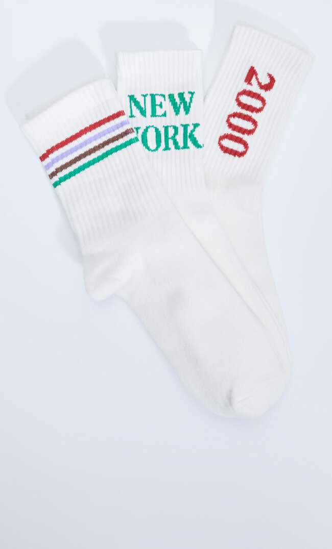 

Stradivarius 3er-Pack Gestreifte Socken New York Ecru 103