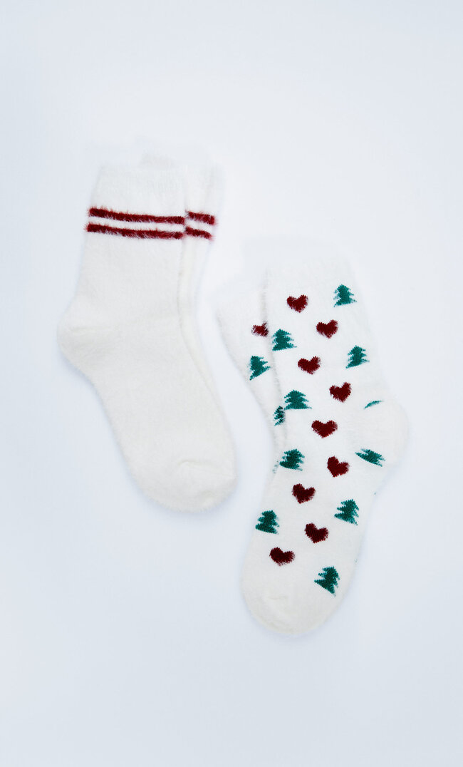 Stradivarius Doppelpack Socken Mit Kunstfell Und Streifen Granatrot 103