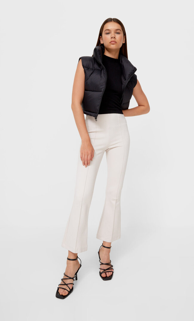 

Stradivarius Leggings Flare Cropped Pierre S
