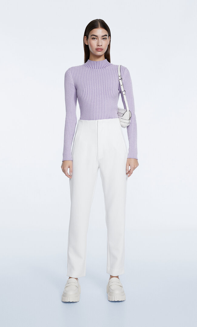 

Stradivarius Stoff-Bundfaltenhose Ecru 44