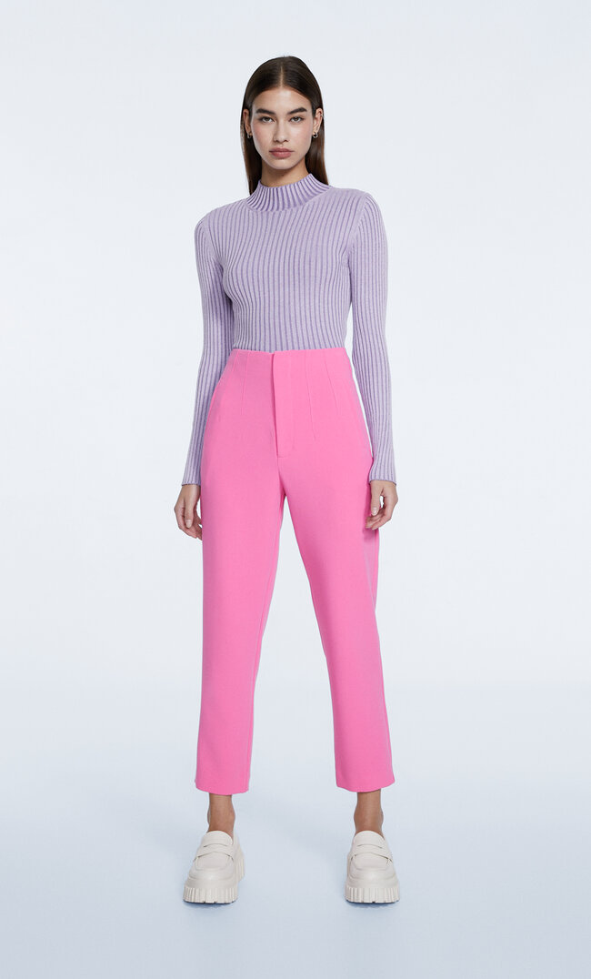 

Stradivarius Stoff-Bundfaltenhose Kaugummirosa 36