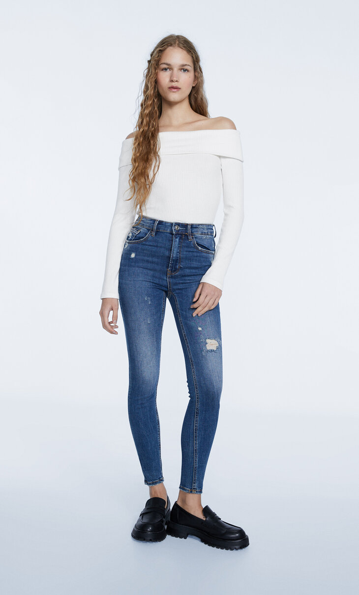 Damen Kleidung Jeans Ripped Jeans Stradivarius Ripped Jeans Stradivarius Schwarze Jeans mit sehr hoher Taille 