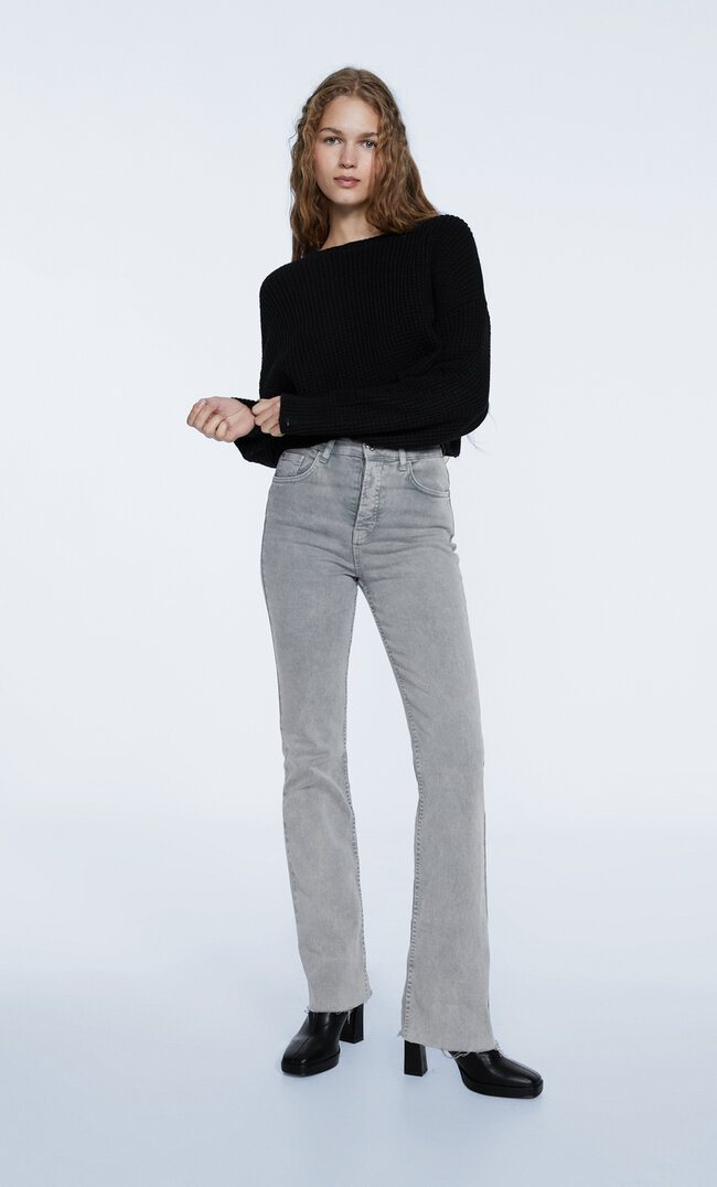 

Stradivarius Jean Slim Flare Gris 38