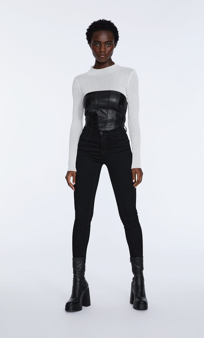 

Stradivarius Jeans Skinny Taille Basse Denim Noir Foncé 40