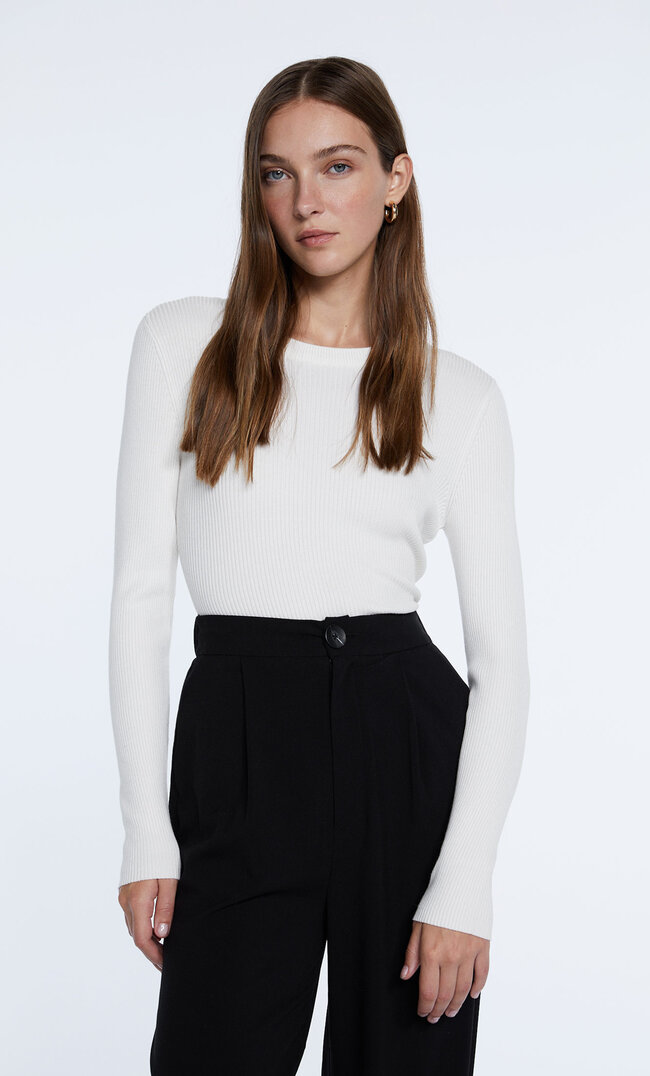 

Stradivarius Pull À Col Rond Écru M