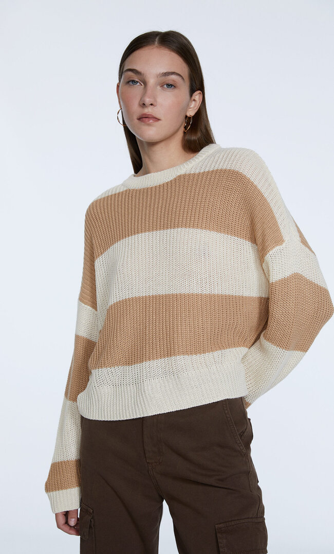 

Stradivarius Sweter Basic W Paski Beżowy M