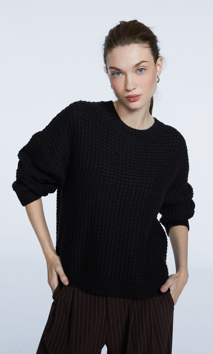 Klasičen pulover s teksturo