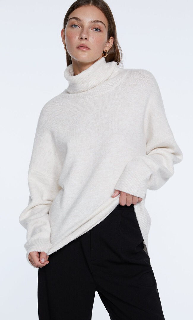 

Stradivarius Pull Basique À Col Roulé Écru Xl