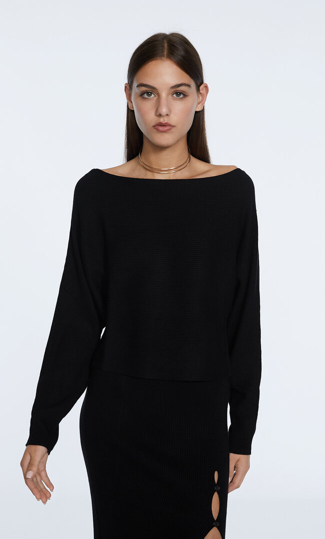 

Stradivarius Dzianinowy Sweter Z Dekoltem W Łódkę Czarny S