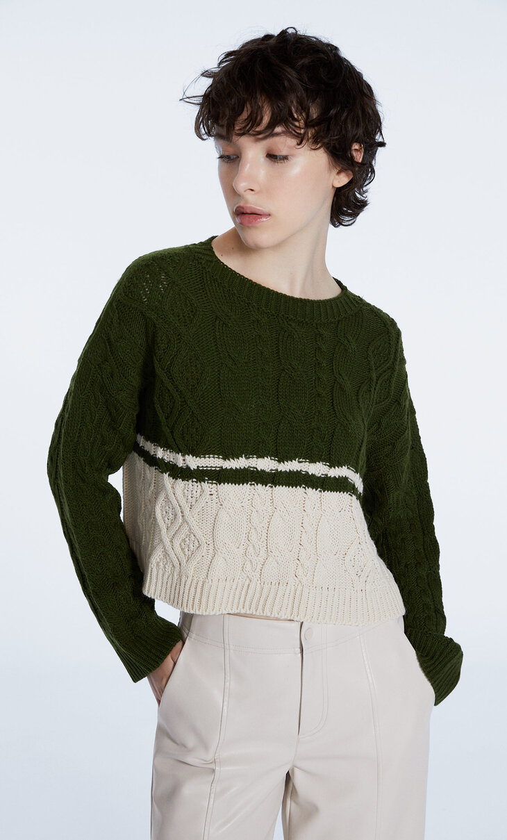 Kratek pleten pulover z vzorcem osmic
