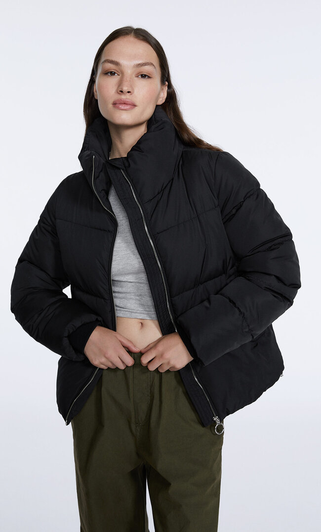 

Stradivarius Steppjacke Mit Stehkragen Schwarz S