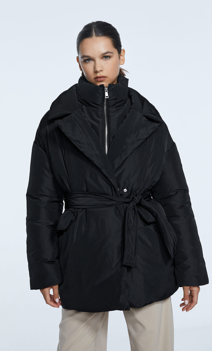 Puffer jacket with belt
