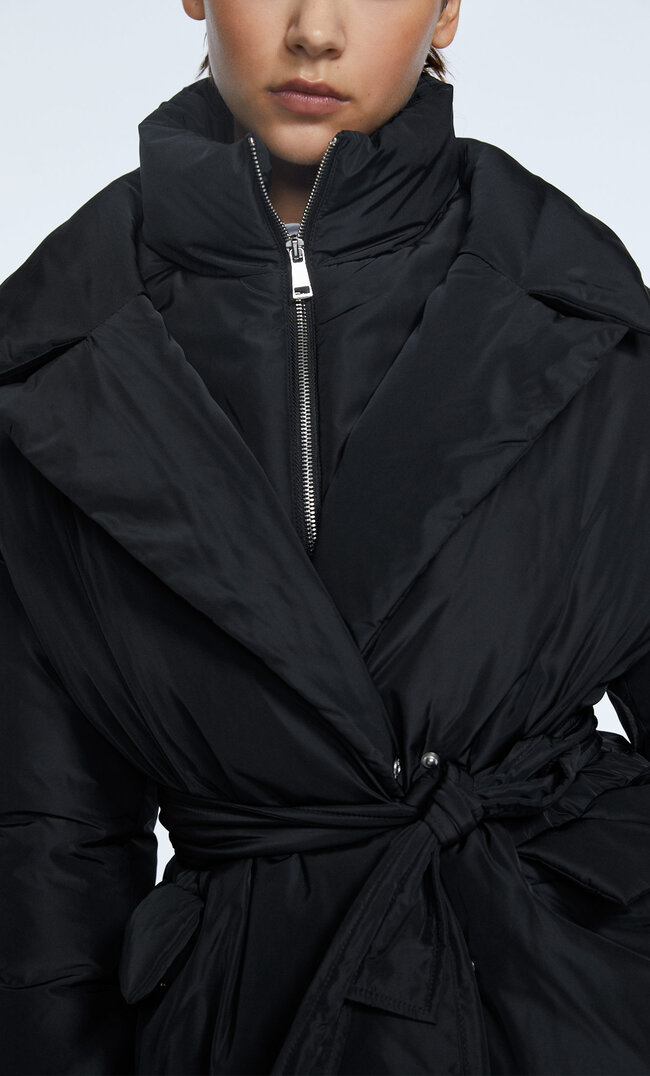 Puffer jacket with belt - Women's 
