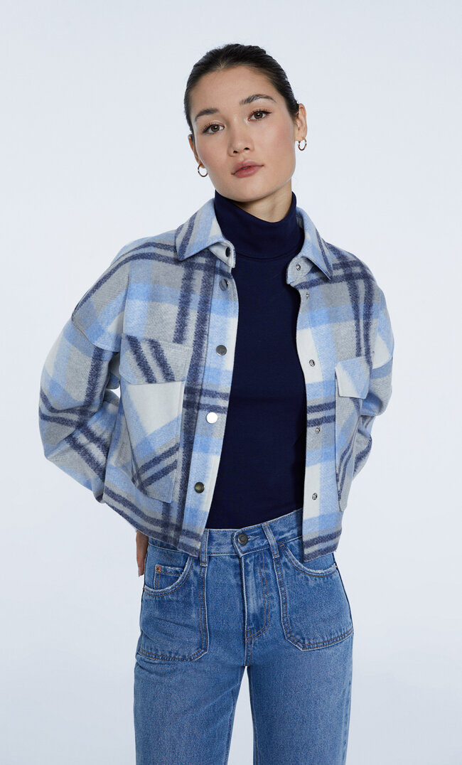 

Stradivarius Cropped-Hemdjacke Mit Karomuster Himmelblau Xs