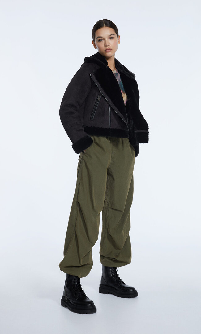 

Stradivarius Blouson Court Type Biker Double Face Noir L