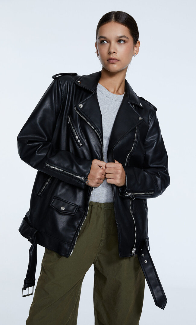 

Stradivarius Oversize-Kunstlederjacke Im Bikerlook Schwarz S