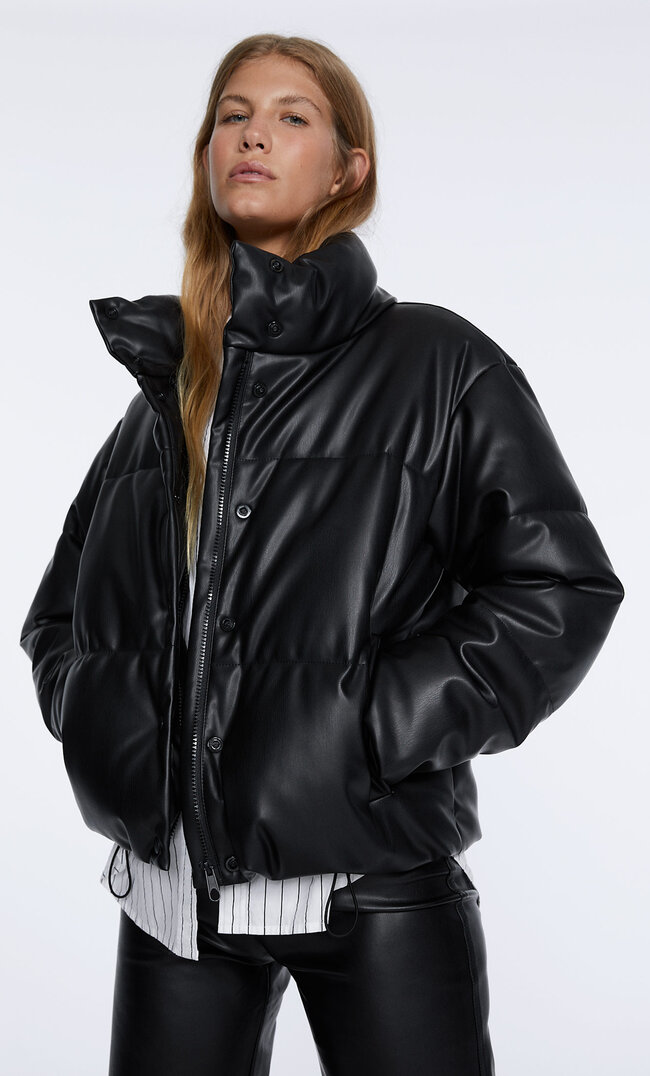 

Stradivarius Puffjacke Aus Kunstleder Schwarz M