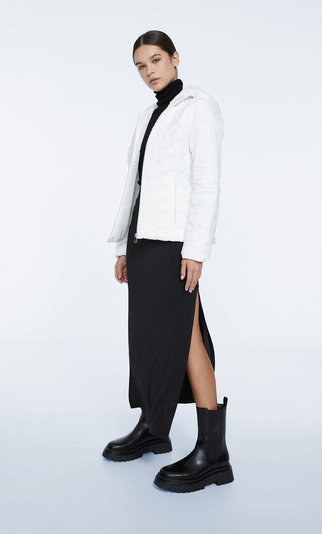 

Stradivarius Steppjacke Mit Kapuze Weiß M