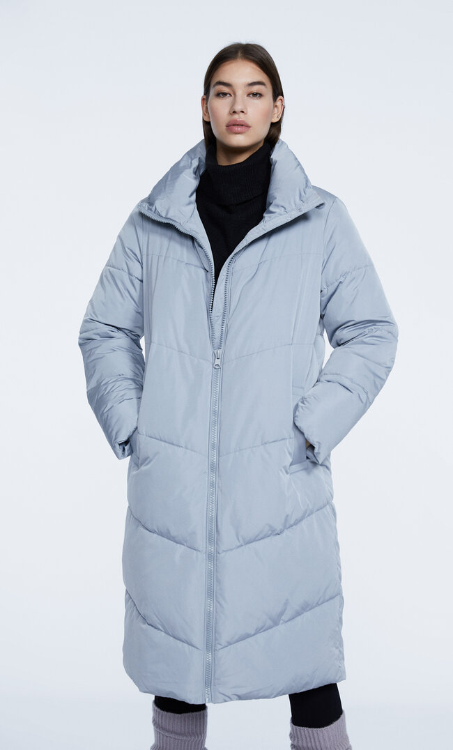 

Stradivarius Steppmantel Himmelblau Xl