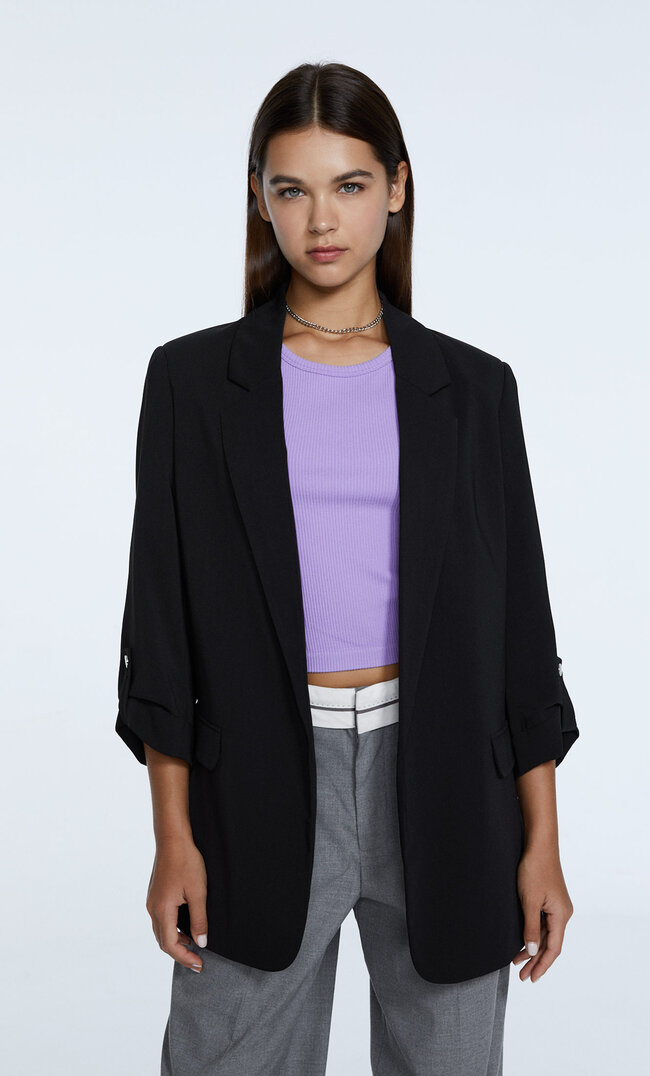 

Stradivarius Blazer Mit Hochgerollten Ärmeln. Schwarz S