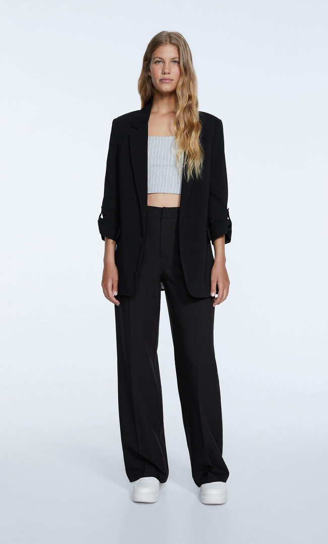 

Stradivarius Blazer Mit Hochgerollten Ärmeln. Schwarz Xl