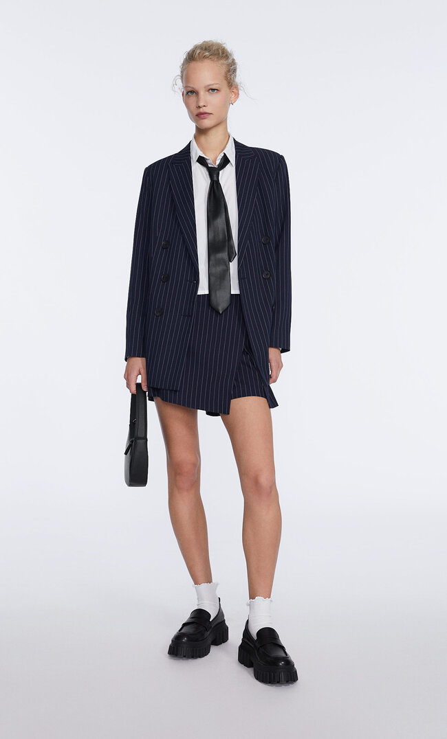 

Stradivarius Langer Blazer Mit Nadelstreifen Marineblau S