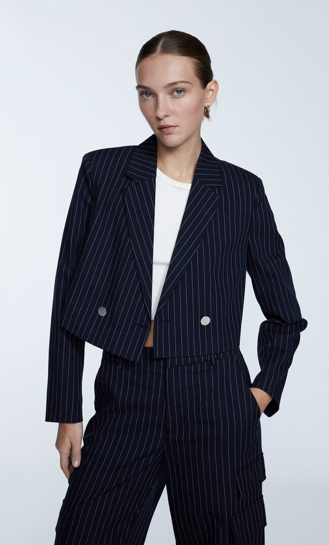 

Stradivarius Cropped-Blazer Mit Nadelstreifen Marineblau S