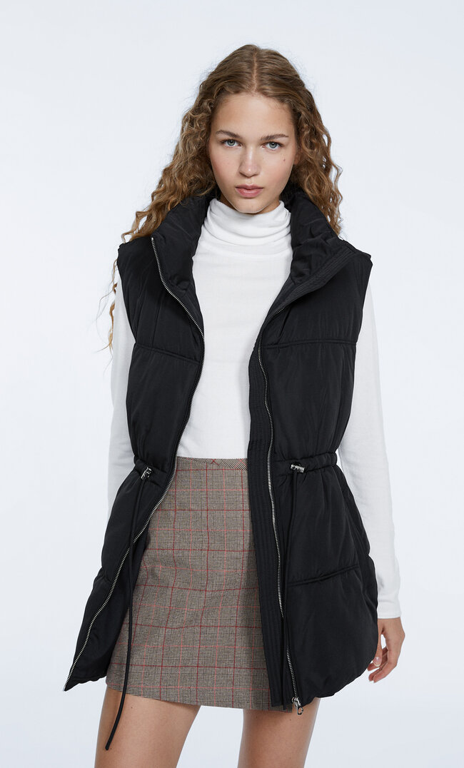 

Stradivarius Mittellange Steppweste Schwarz Xs