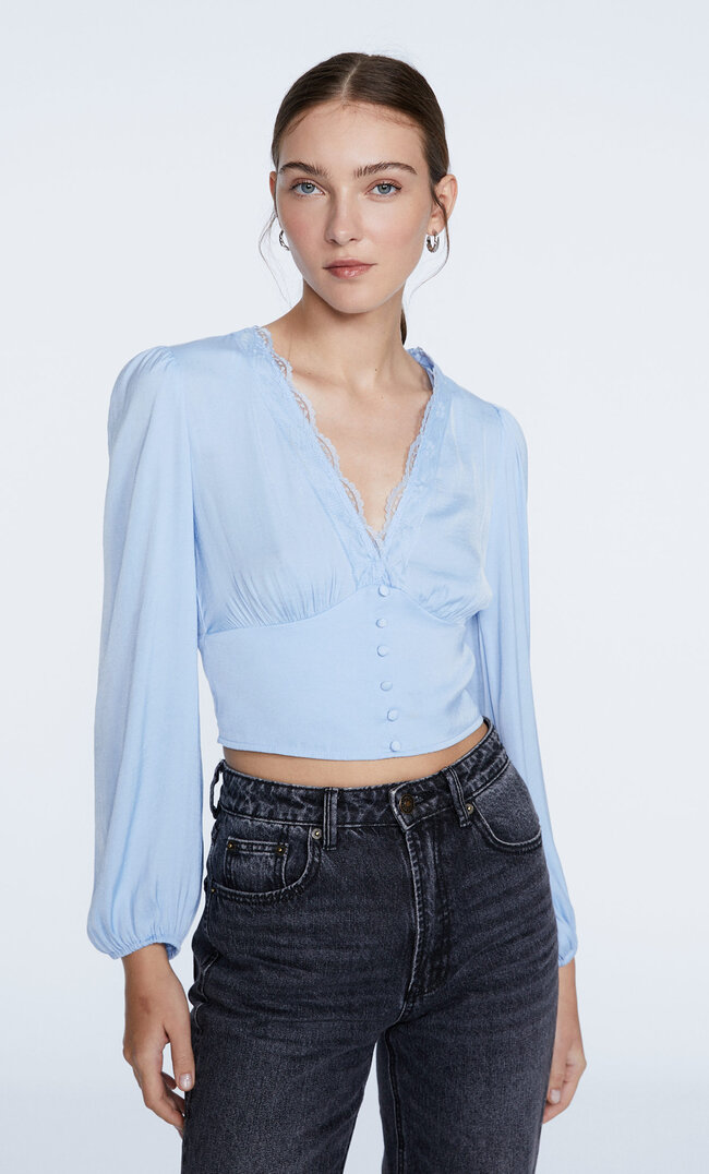

Stradivarius Bluse Aus Satin Mit V-Ausschnitt Himmelblau Xs