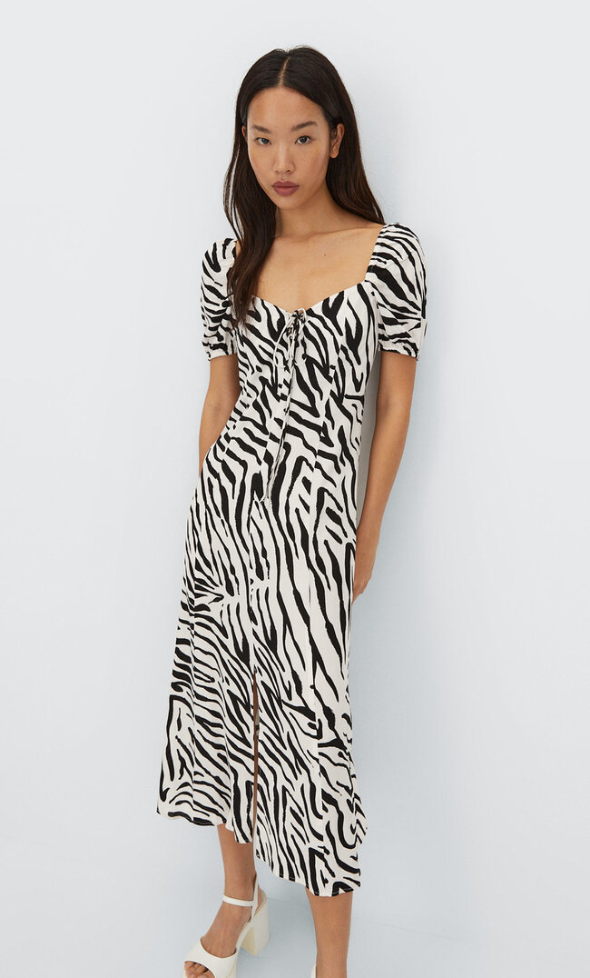 

Stradivarius Robe Midi Imprimé Écru L