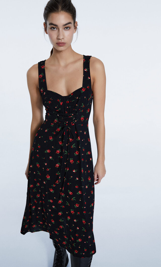Stradivarius Midikleid Mit Blumen Und Spitze Schwarz Xs