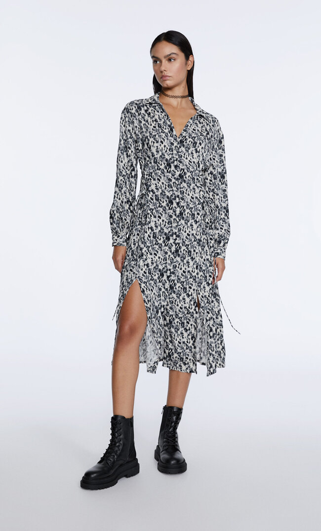 

Stradivarius Robe Midi Imprimée Taille Lacée Gris L