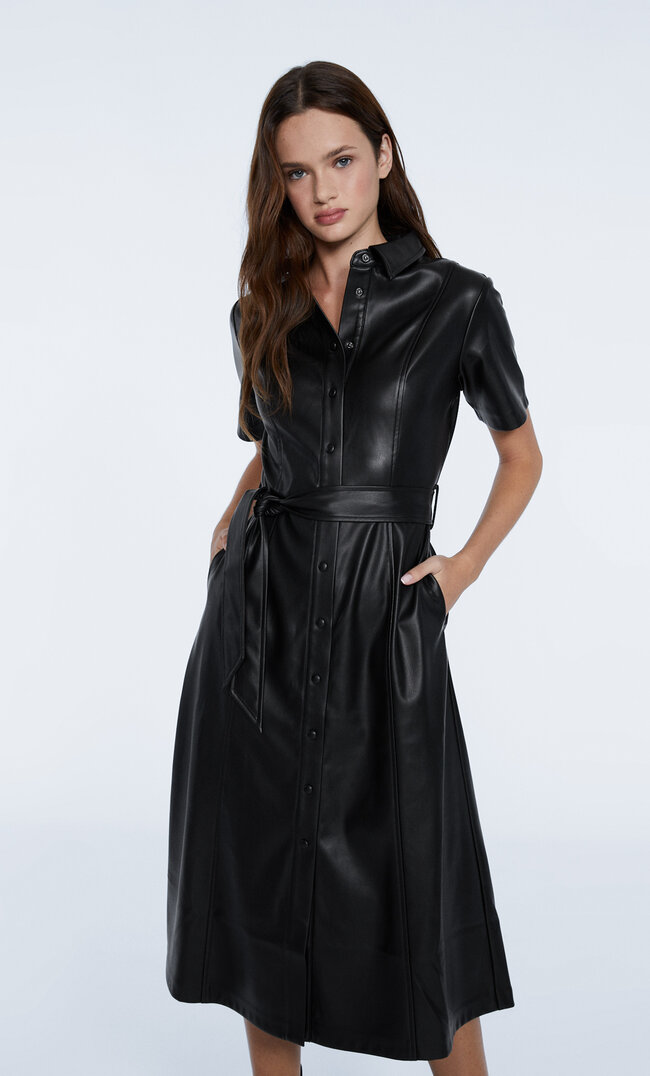 

Stradivarius Midi-Hemdkleid Aus Kunstleder Schwarz M