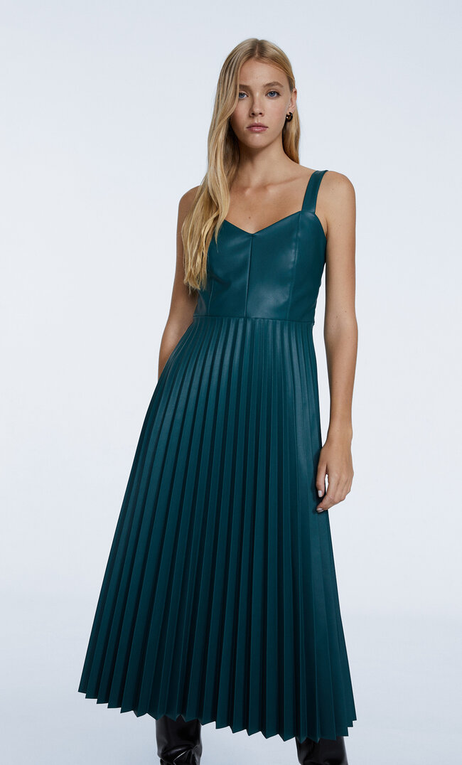 

Stradivarius Plissiertes Midikleid Aus Kunstleder Flaschengrün Xs
