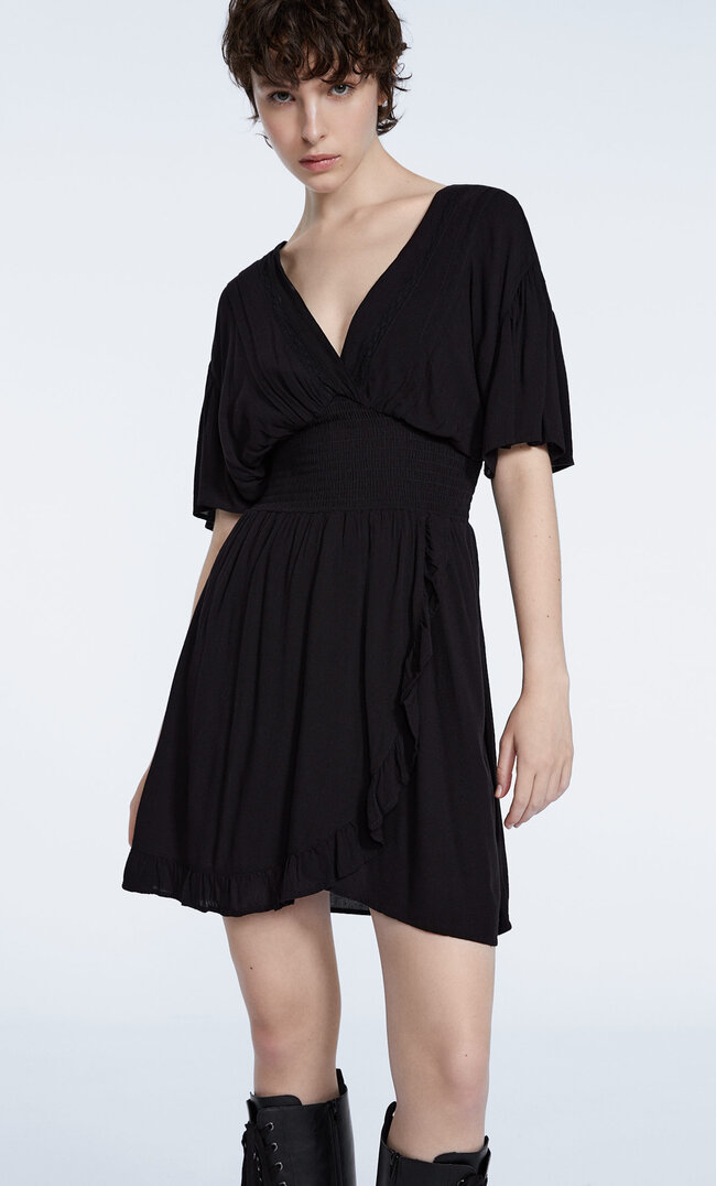 

Stradivarius Kurzes Kleid Mit Gummizug Schwarz Xs