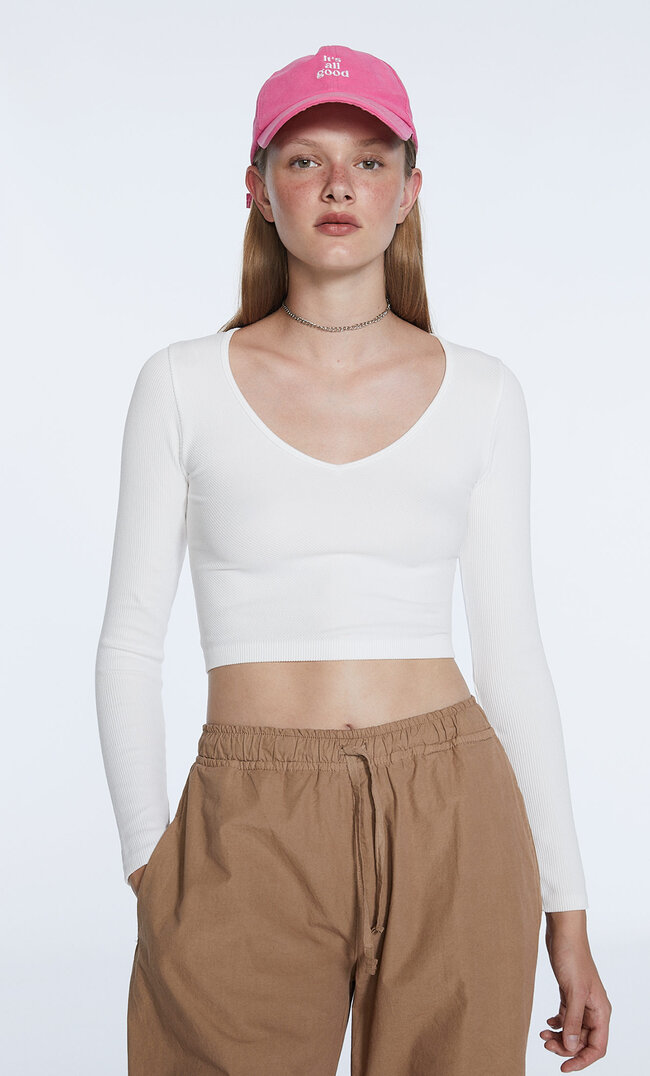 

Stradivarius Top Sans Coutures À Col En V Écru S