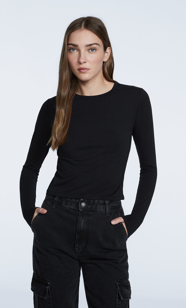 

Stradivarius T-Shirt Court Manches Longues Noir Xs