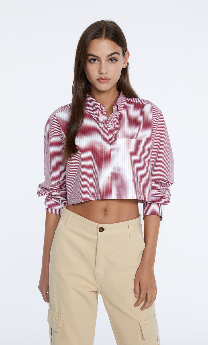 Cropped shirt with pocket