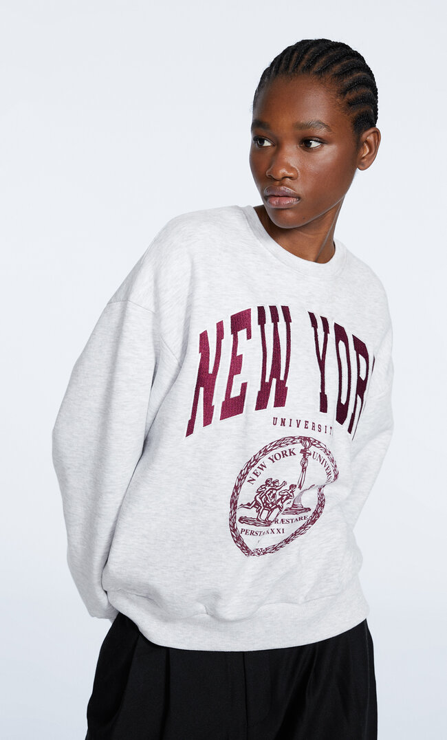 

Stradivarius Sweatshirt Ny University Grau Melange L