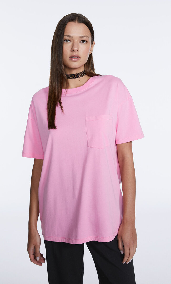 

Stradivarius Oversize-Shirt Mit Tasche Kaugummirosa L