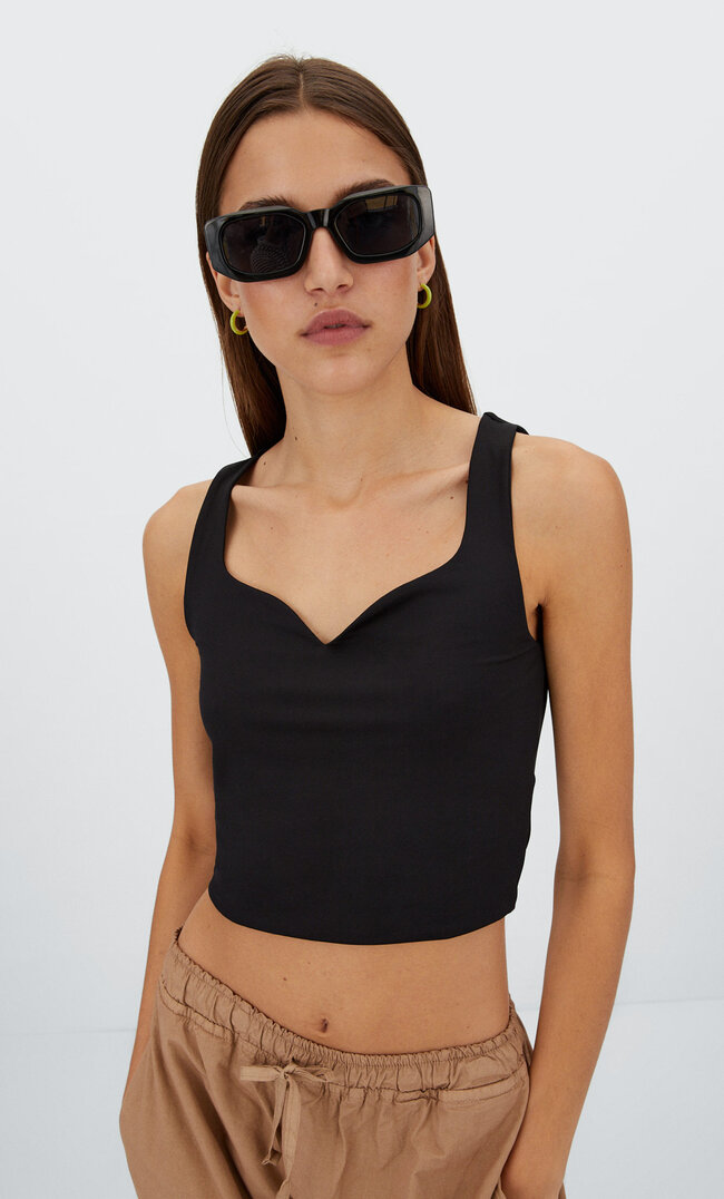 Stradivarius Top Mit Herzausschnitt Schwarz L