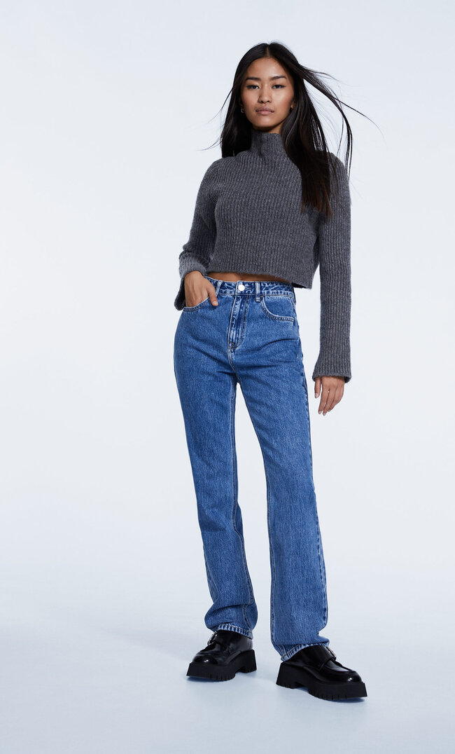 

Stradivarius Jeansy O Prostym Kroju Denimowy Średni Dark Blue 36