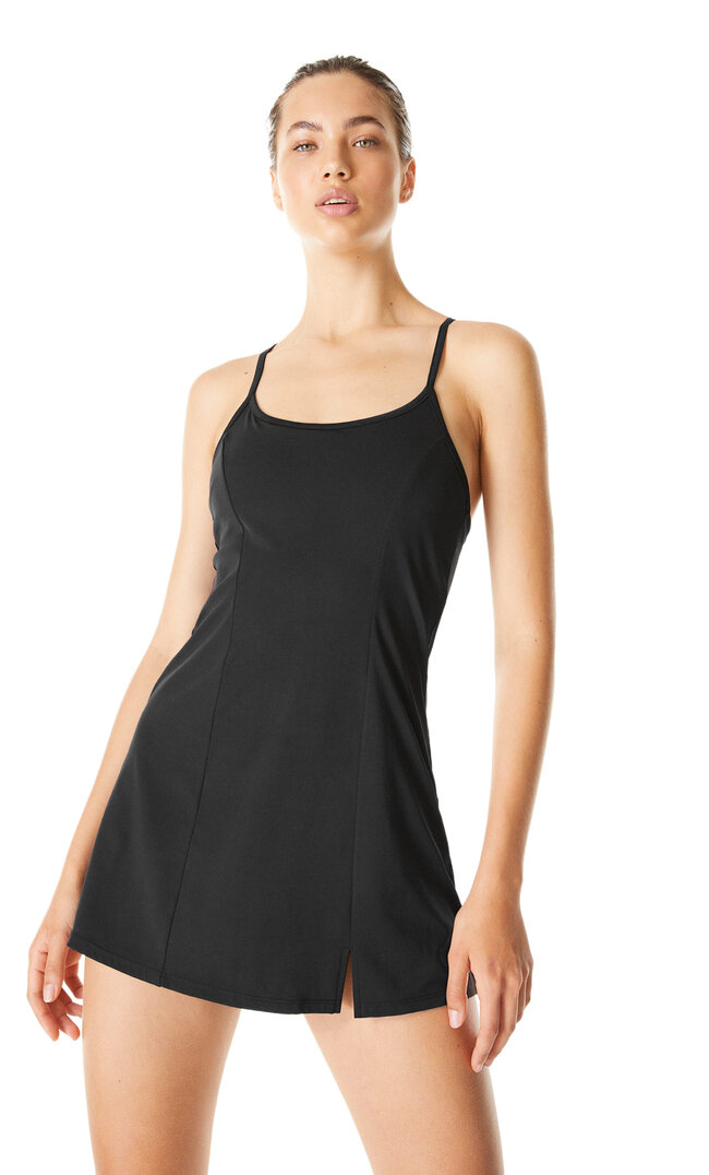 

Stradivarius Robe Sport Noir S