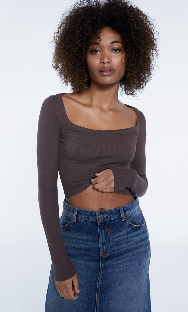 

Stradivarius Shirt Im Rippenstrick Mit Langen Ärmeln Braun Xs