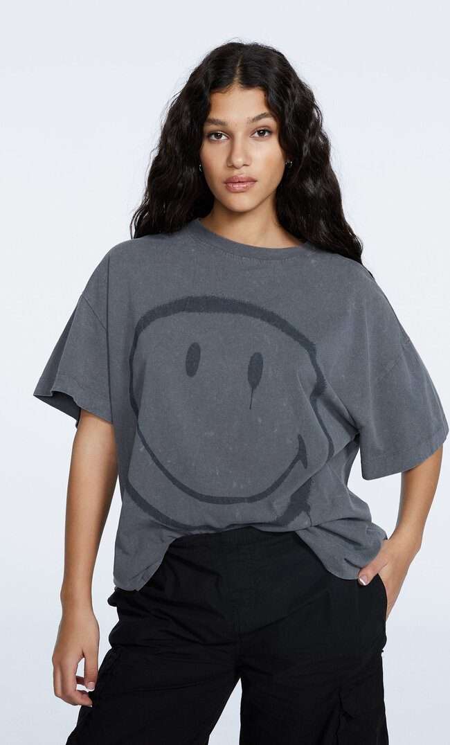 

Stradivarius Koszulka Oversize Ze Smiley® Ciemnoszary Xl
