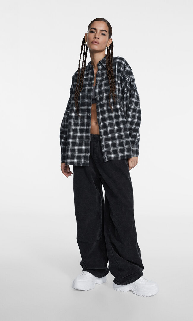 

Stradivarius Karierte Hemdjacke Graumeliert L