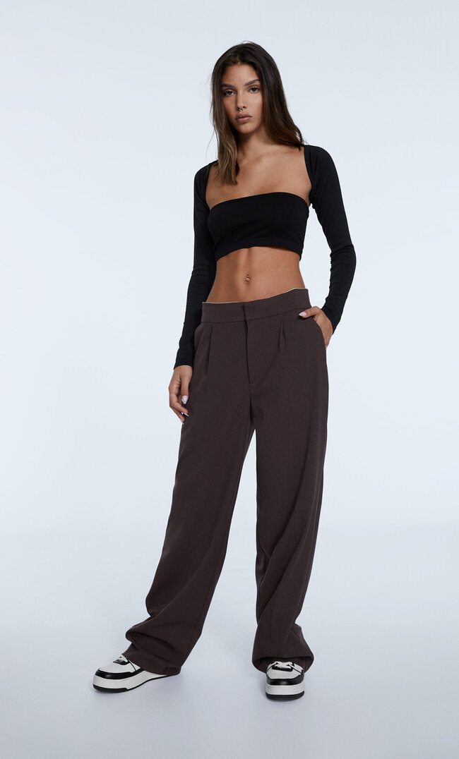 

Stradivarius Stoff-Bundfaltenhose Braun 44